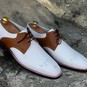 Oxford Brown and White Brogue Toe Shoes